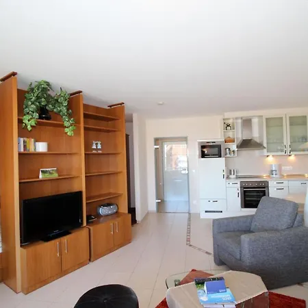 Apartment Trafalgar 322