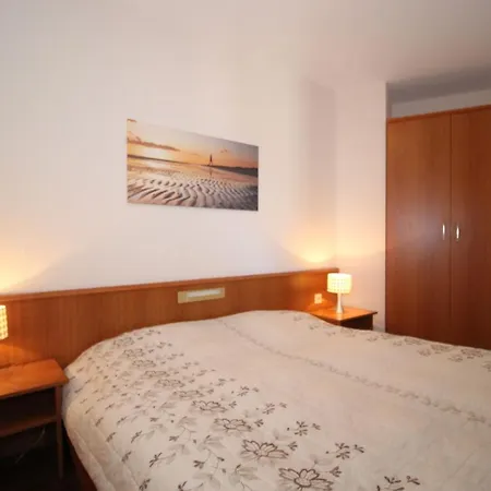 Trafalgar 322 * Cuxhaven